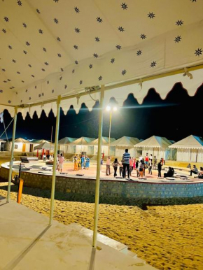 Bests Deserts camp in Jaisalmer red velvits